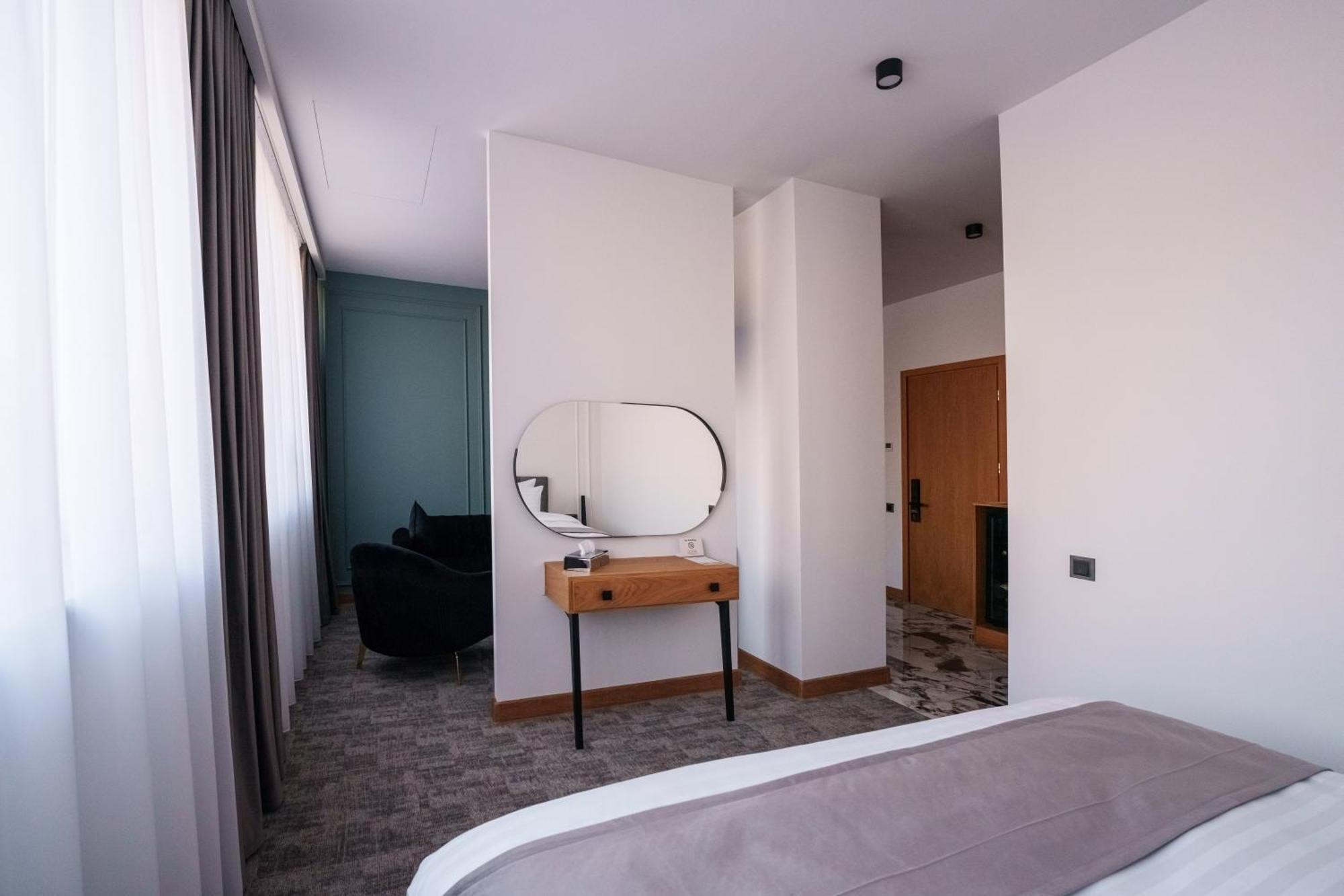 Revive Boutique Hotel Єреван Екстер'єр фото