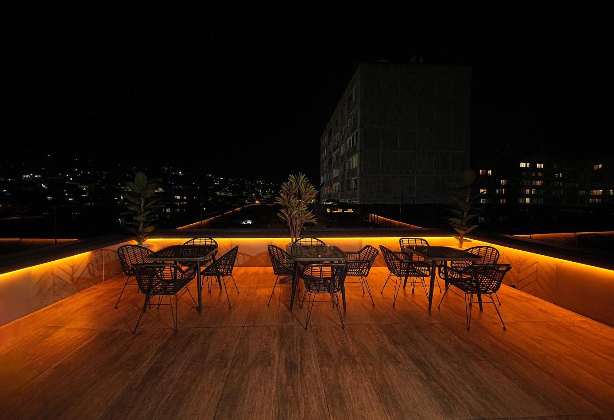 Revive Boutique Hotel Єреван Екстер'єр фото
